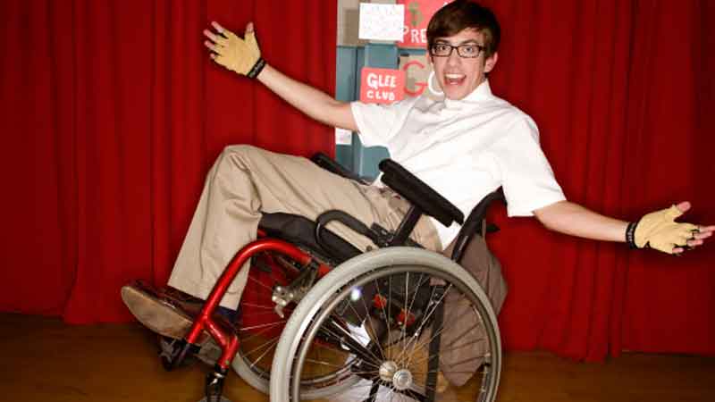 Daba vida a un chico que usaba silla de ruedas. 