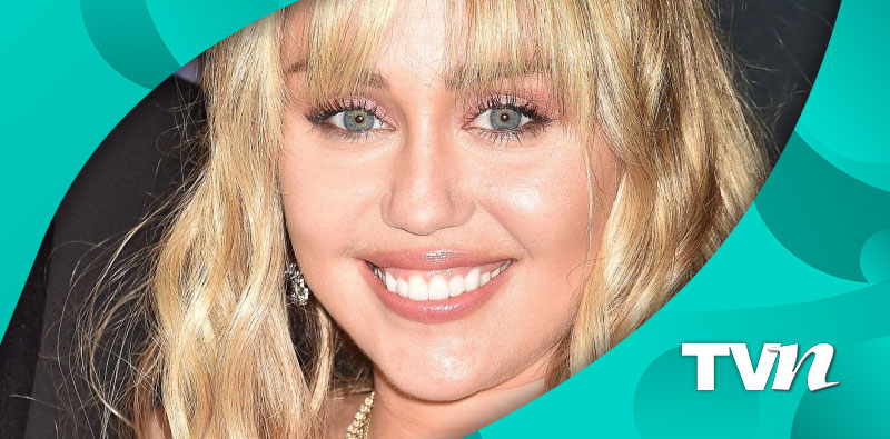 Miley Cyrus grita su amor a los cuatro vientos 