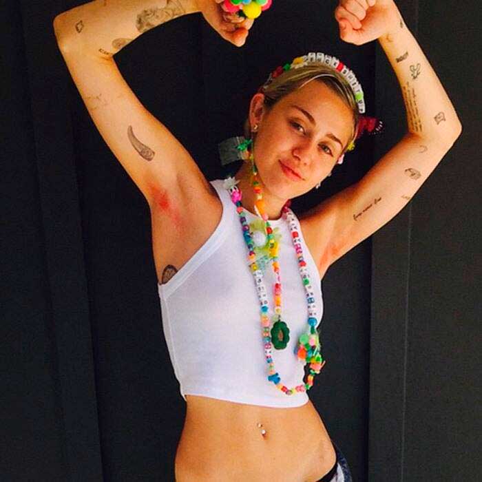 Miley Cyrus se tiñe el vello de las axilas