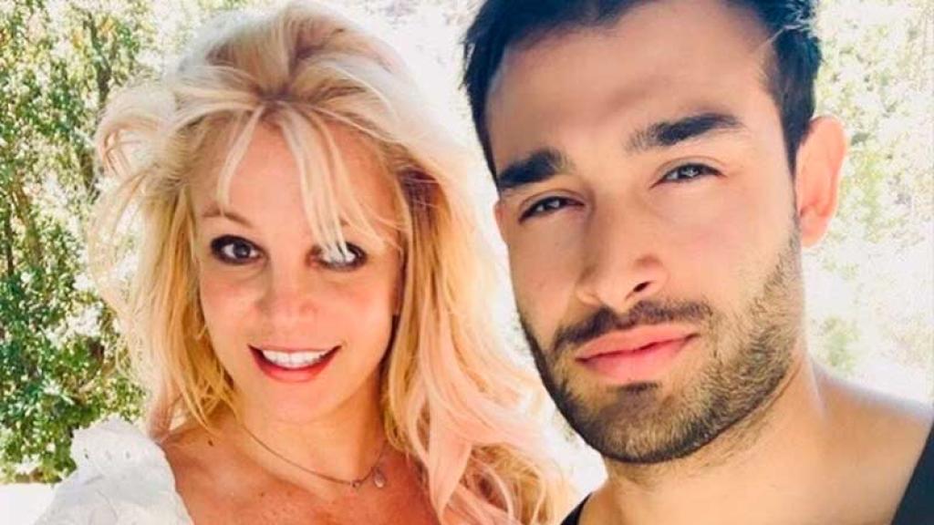 Novio de Britney Spears habla sobre la pérdida de su bebé