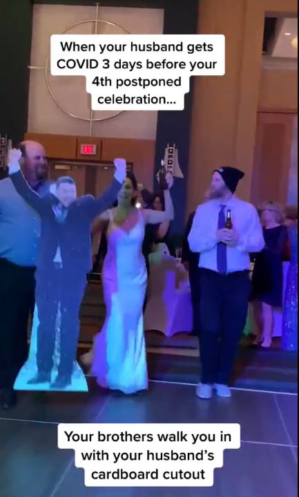 Mujer baila en su boda con figura de cartón de su esposo; esta es la razón 