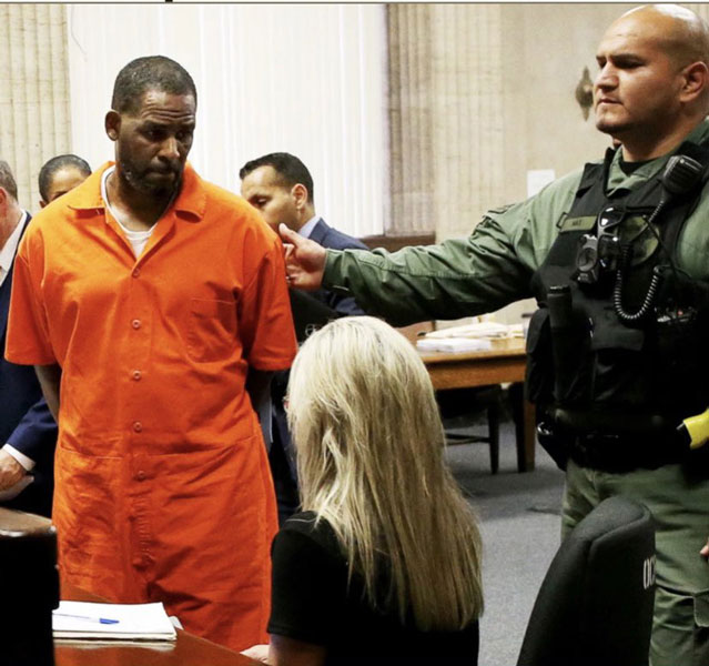 R. Kelly pierde juicio en el que fue acusado de extorsión y abuso