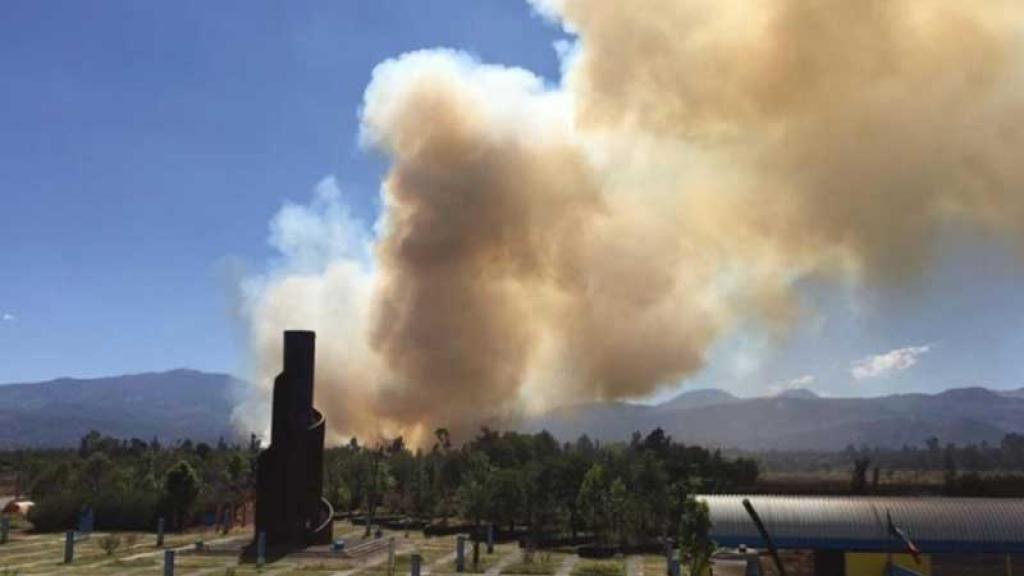 ¡Reportan fuerte incendio en el Parque Ecológico de Xochimilco!