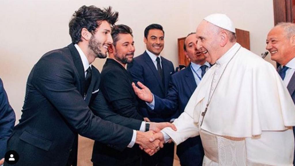 ¡No le temen a Dios! Sebastián Yatra y Carlos Rivera bromean en redes tras reciente encuentro con el Papa Francisco