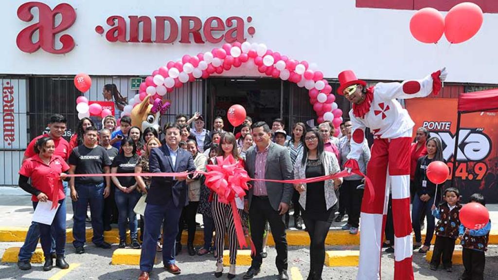 Andrea inauguró oficinas en Blvd.  Coacalco casi esquina con Av. Lopez Portillo Col. Villa de las flores Coacalco Estado De México