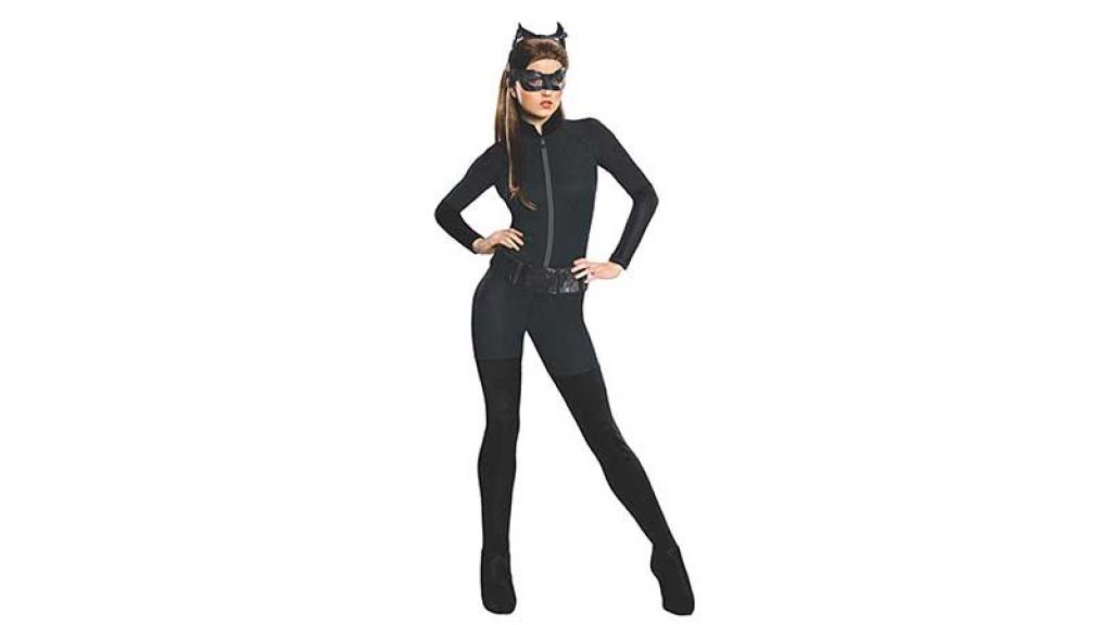Disfrázate de Catwoman y sé la sensación del evento.