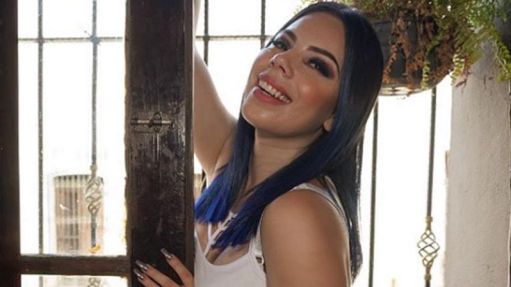Lizbeth Rodríguez presume a su nueva novia en video de YouTube