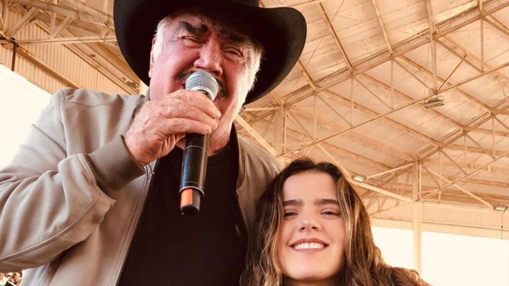 Don Vicente Fernández no asiste a la boda de su nieta, Camila Fernández